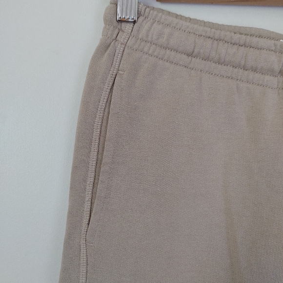 KOTN Terry Sweat Short Size XS Taupe - Picture 10 of 16